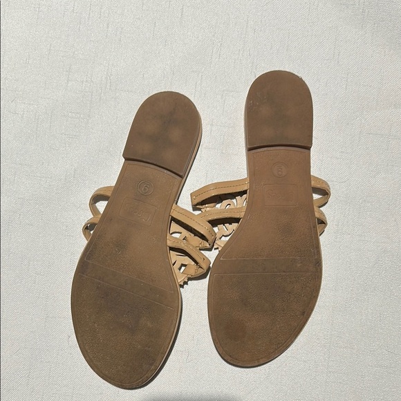 Circus by Sam Edelman Tan Thong Sandals - Picture 4 of 5